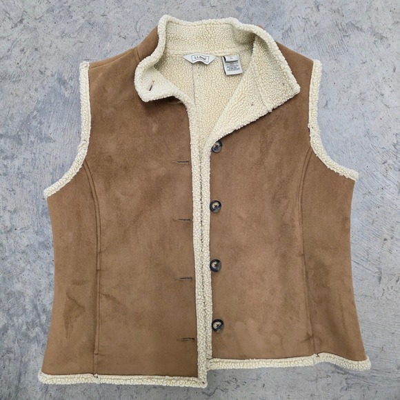 LL Bean Jackets & Blazers - Vintage LL Bean Womens L Tan Suede Sherpa Lined Vest Snap Front Collar Classic‎